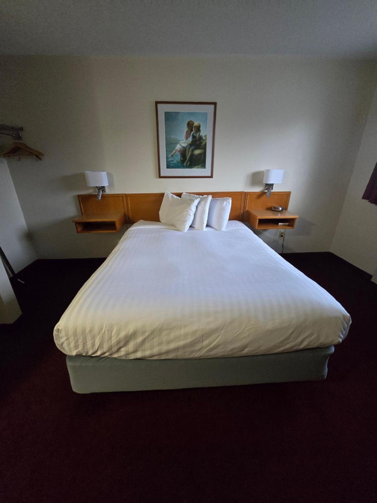 ทราเวลลอดจ์ บาย วินด์แฮม พอร์ต เอลกิ้น Motel พอร์ตเอลกิน ภายนอก รูปภาพ
